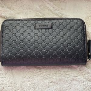 ❌SOLD❌Gucci Leather Wallet